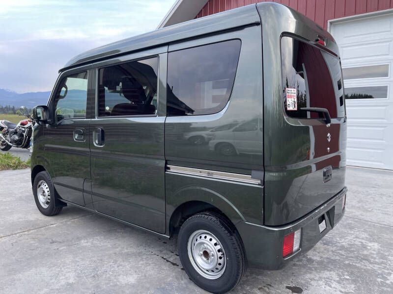2022 Suzuki Every Van