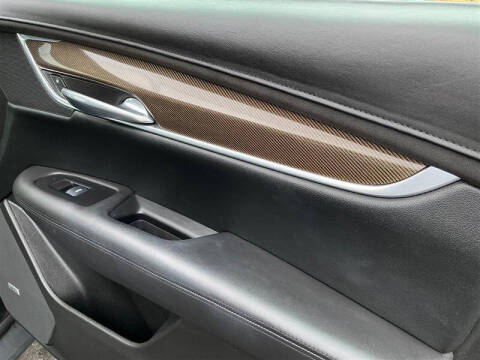 2017 Cadillac XT5 Platinum