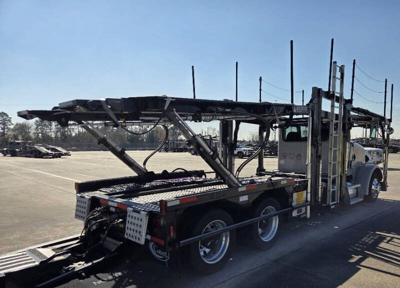 2020 Peterbilt 365