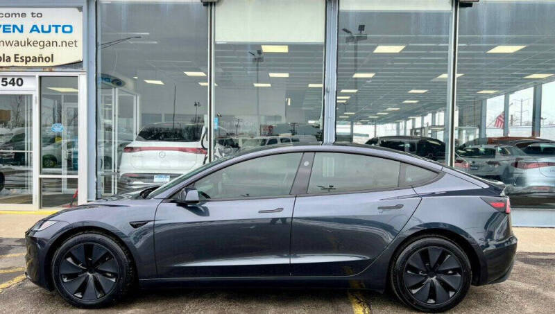 2025 Tesla Model 3 Long Range