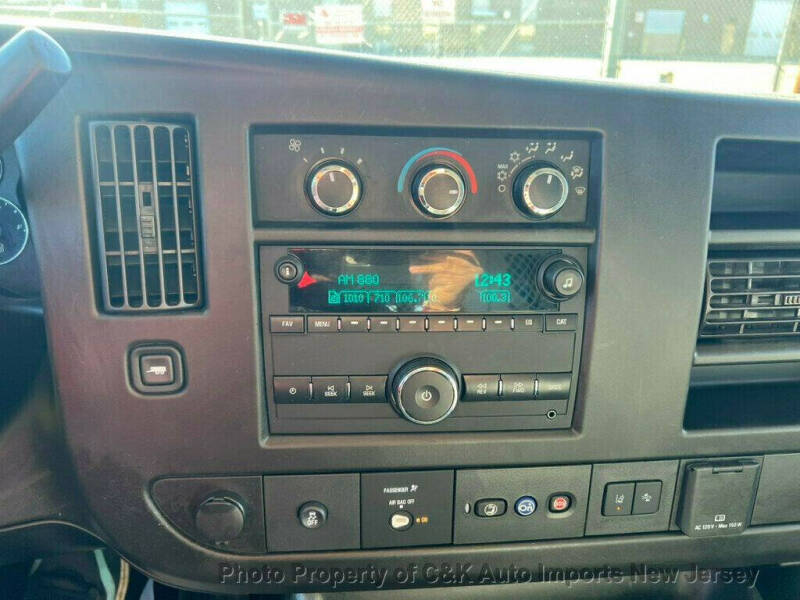 2021 Chevrolet Express 2500