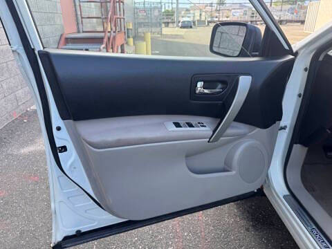 2012 Nissan Rogue SV