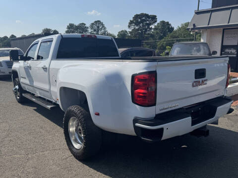 2017 GMC Sierra 3500HD Denali