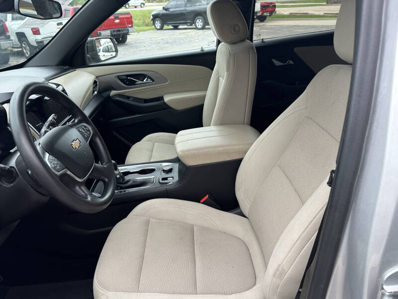 2022 Chevrolet Traverse LS