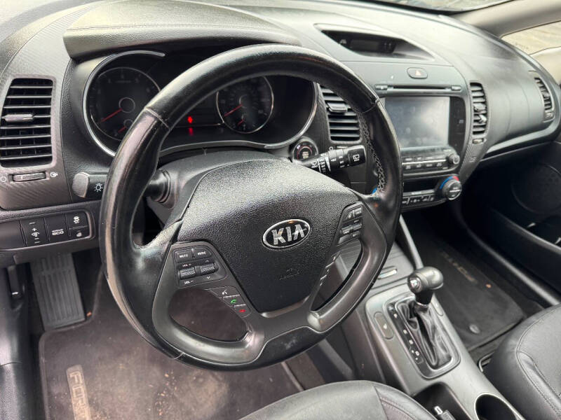 2016 Kia Forte5 EX