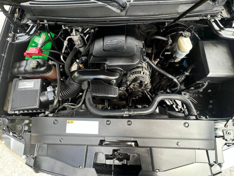2011 Chevrolet Suburban LT