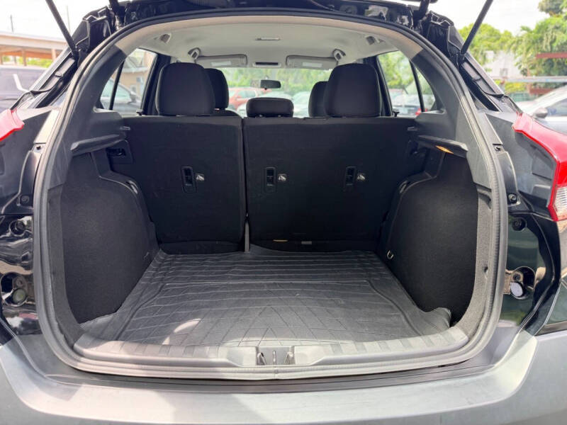 2019 Nissan Kicks SV