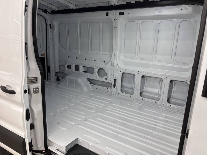 2025 Ford Transit 350 HD