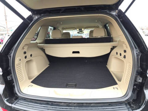 2022 Jeep Grand Cherokee WK Laredo E