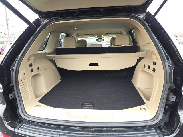 2022 Jeep Grand Cherokee WK Laredo E