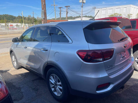 2019 Kia Sorento LX V6