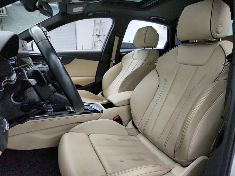 2022 Audi A4 quattro S line Prem Plus 45 TFSI