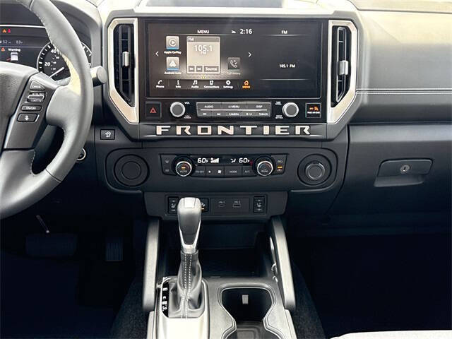 2025 Nissan Frontier SV