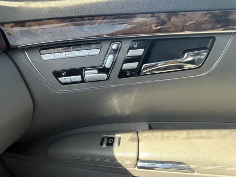 2007 Mercedes-Benz S-Class S 550