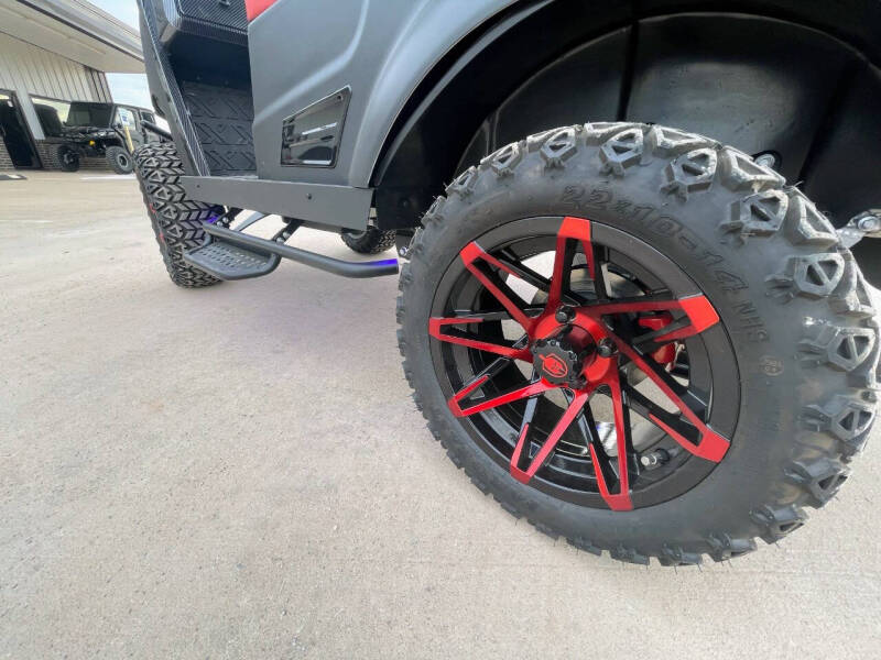 2024 EV Titan Xtreme Luxe 4-Passenger