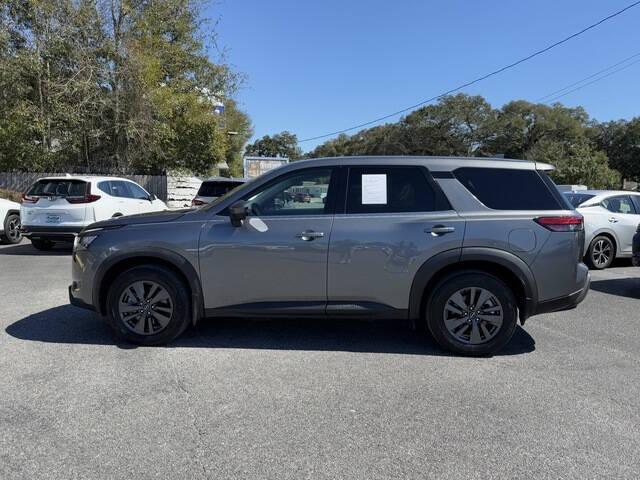 2022 Nissan Pathfinder S