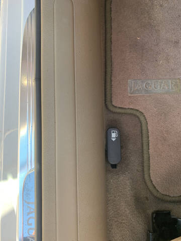 2002 Jaguar X-Type 2.5