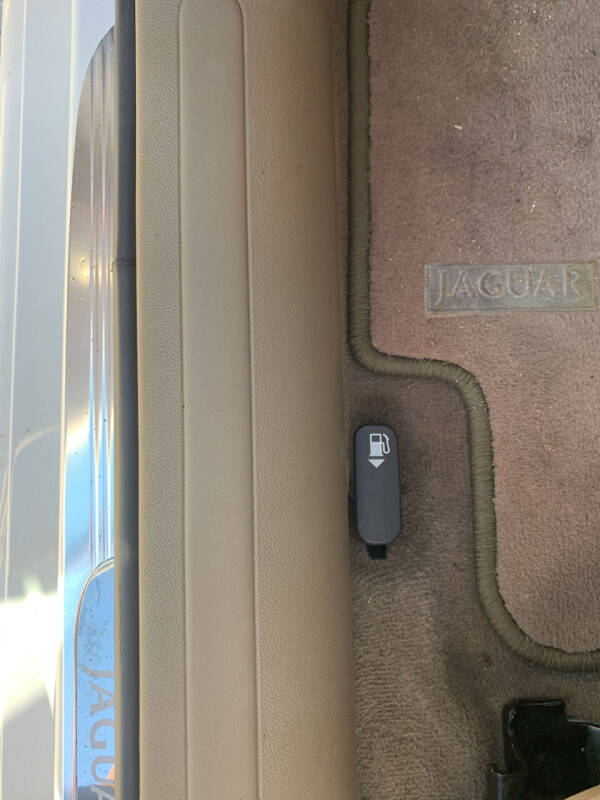 2002 Jaguar X-Type 2.5