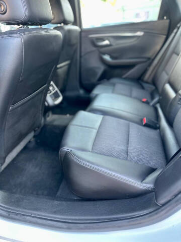 2017 Chevrolet Impala LT