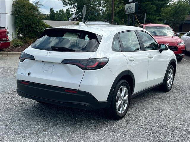 2025 Honda HR-V LX