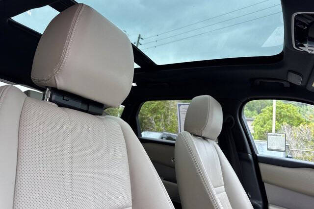 2023 Land Rover Range Rover Velar P250 R-Dynamic S
