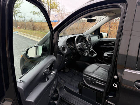 2016 Mercedes-Benz Metris Passenger