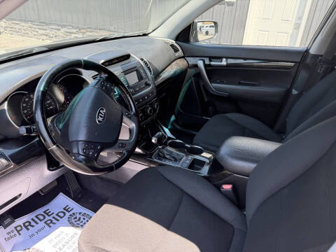 2014 Kia Sorento LX