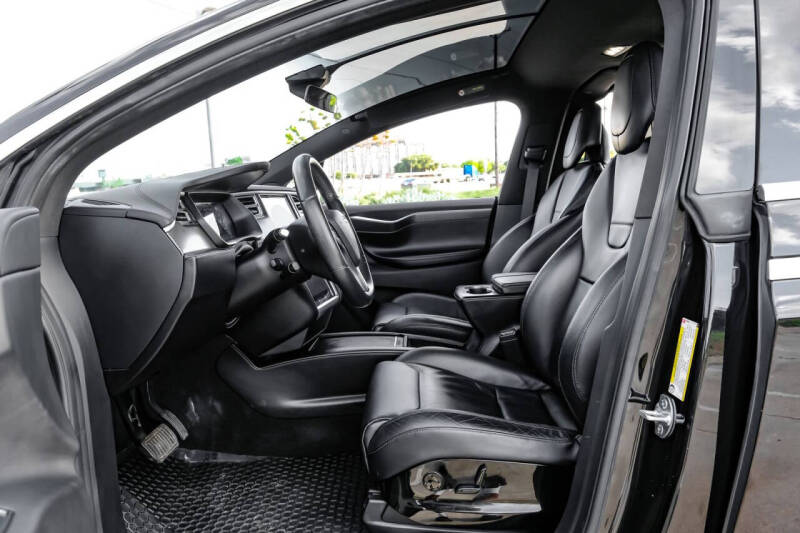2016 Tesla Model X 75D