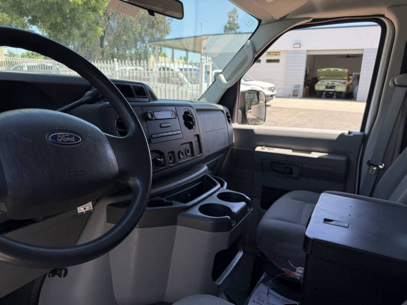 2013 Ford E-Series E-150