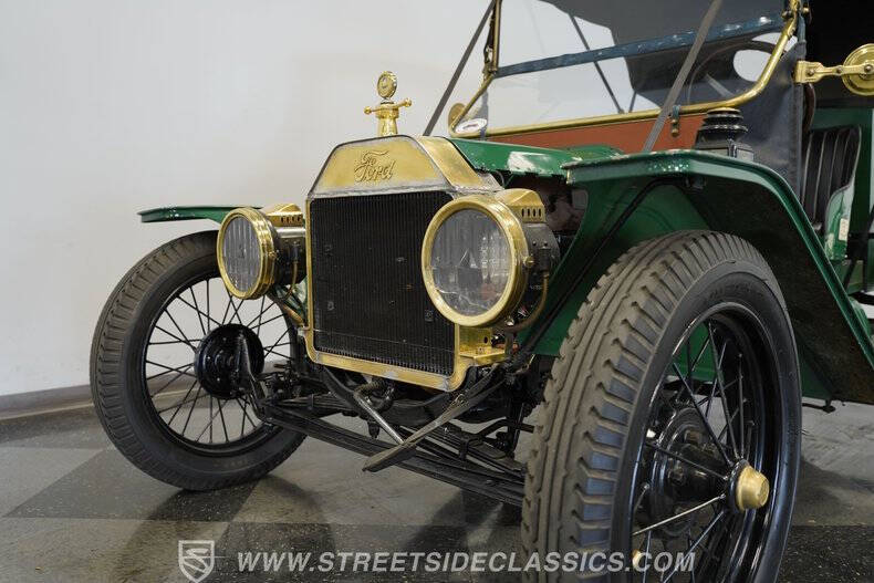 1914 Ford Model T