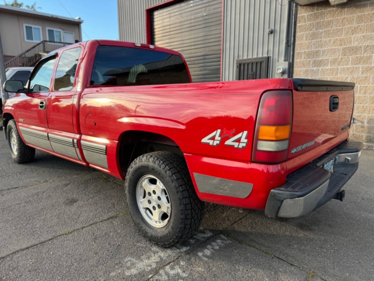 2000 Chevrolet Silverado 1500 for sale at Carz Connect LLC in Portland, OR