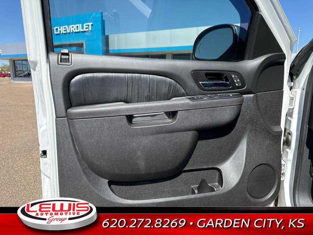 2013 Chevrolet Silverado 2500HD for sale at Lewis Chevrolet of Garden City in Garden City, KS