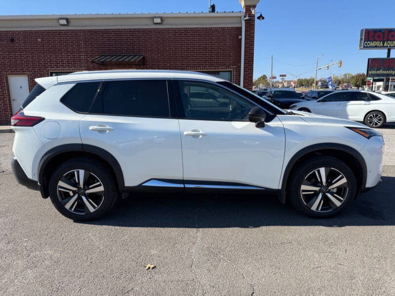 2023 Nissan Rogue SL