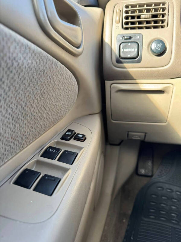 2001 Toyota Corolla LE