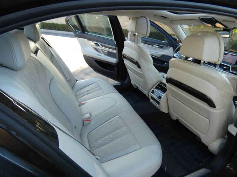 2016 BMW 7 Series 750i xDrive