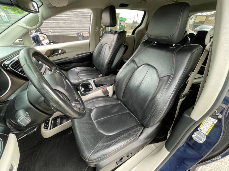 2018 Chrysler Pacifica Touring L Plus