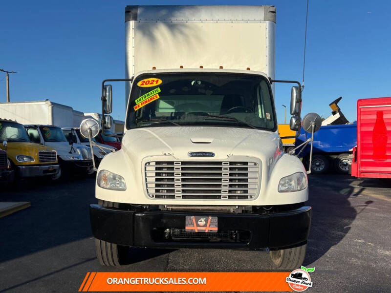 2021 Freightliner M2 106