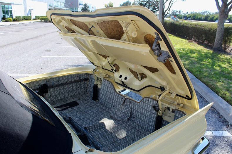 1959 Ford Thunderbird