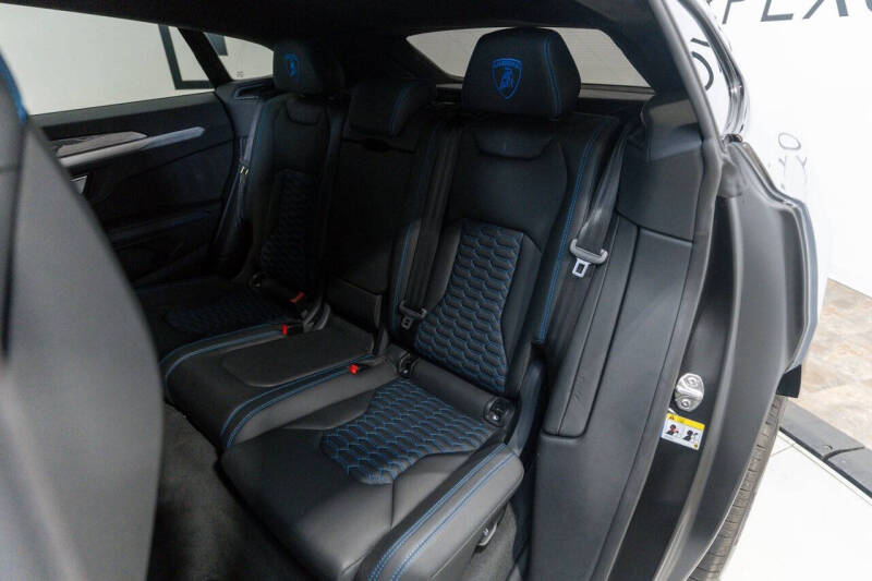 2019 Lamborghini Urus