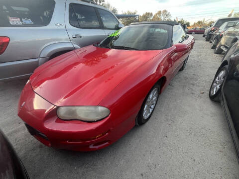 2002 Chevrolet Camaro for sale at SCOTT HARRISON MOTOR CO in Houston TX