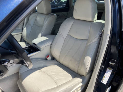 2016 Infiniti Q70L 3.7