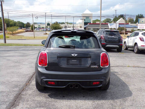 2015 MINI Hardtop 4 Door Cooper S