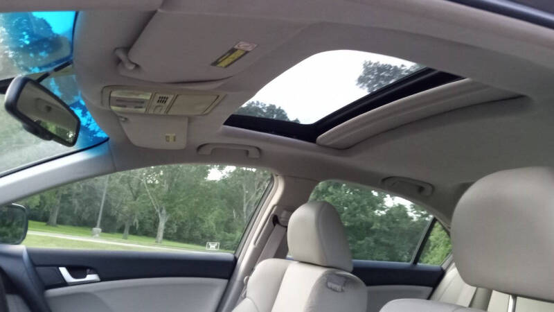 2011 Acura TSX V-6 w/Tech