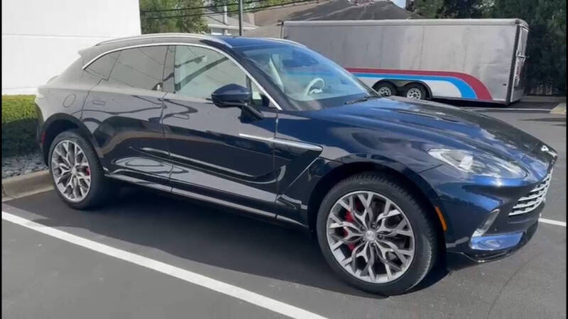 2021 Aston Martin DBX