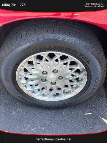 1998 Chrysler Town and Country SX