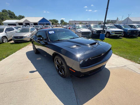 2016 Dodge Challenger SXT Plus