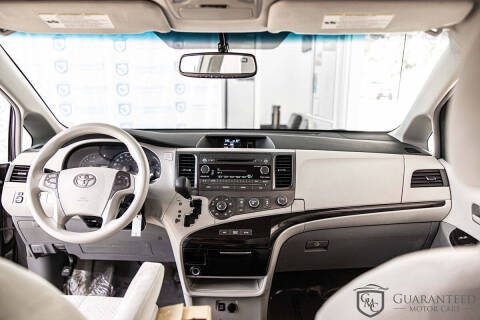 2012 Toyota Sienna