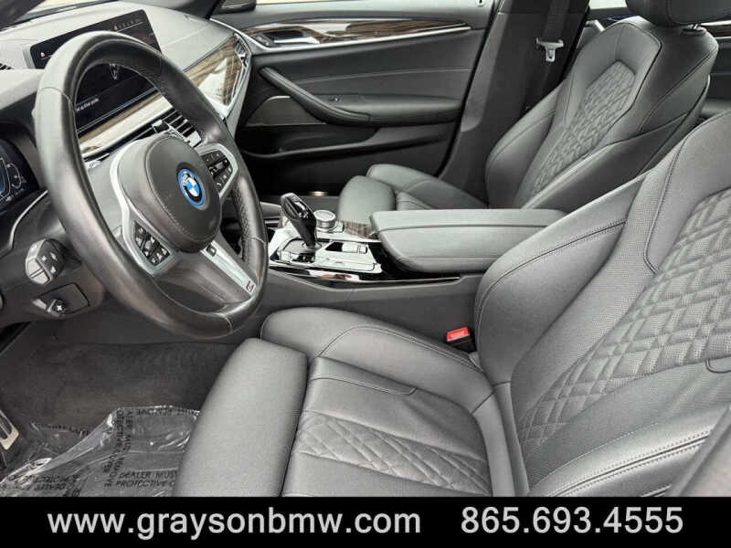 2022 BMW 5 Series 530e xDrive