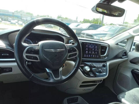 2018 Chrysler Pacifica Touring L