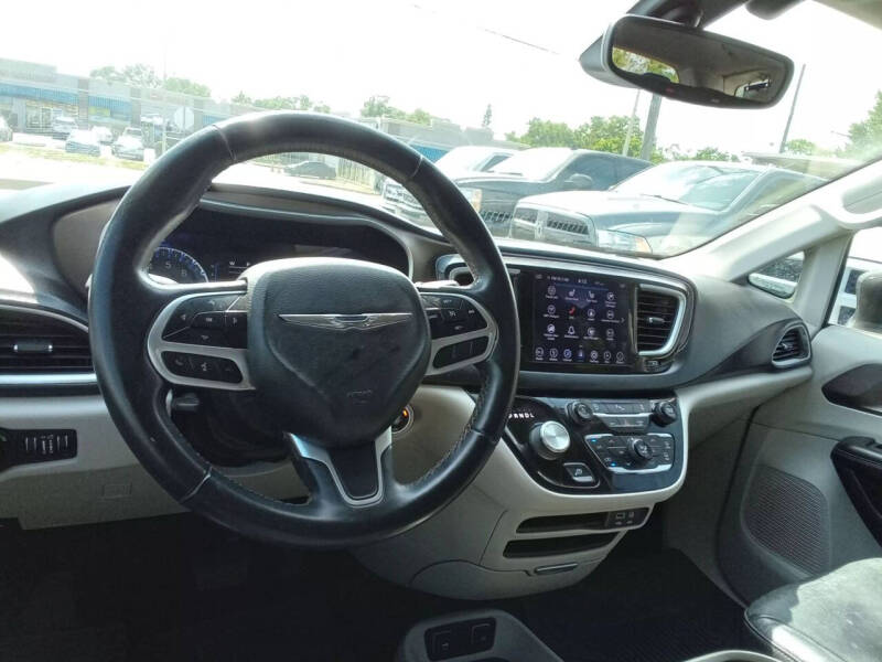 2018 Chrysler Pacifica Touring L